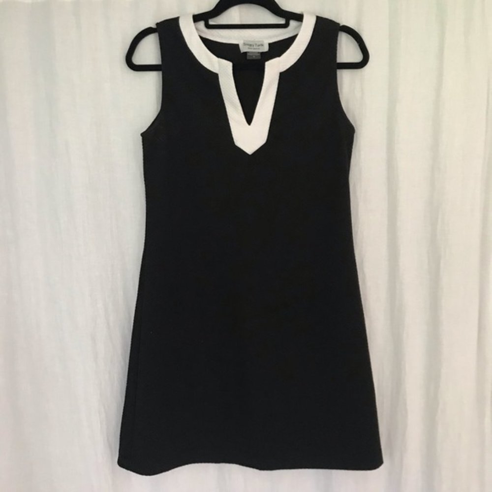 Snappy Turtle Black and White Shift Dress